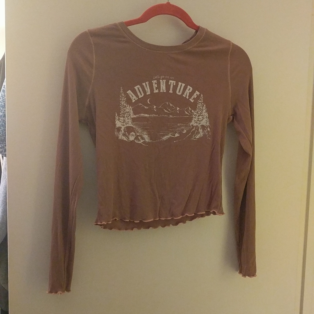 Light brown long sleeve stitch and pine shirt with pink stitched edging